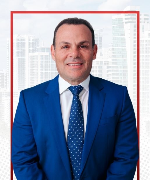 Alon Barzakay attorney in blue suit